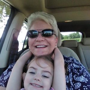 Meet your Posher, Terri